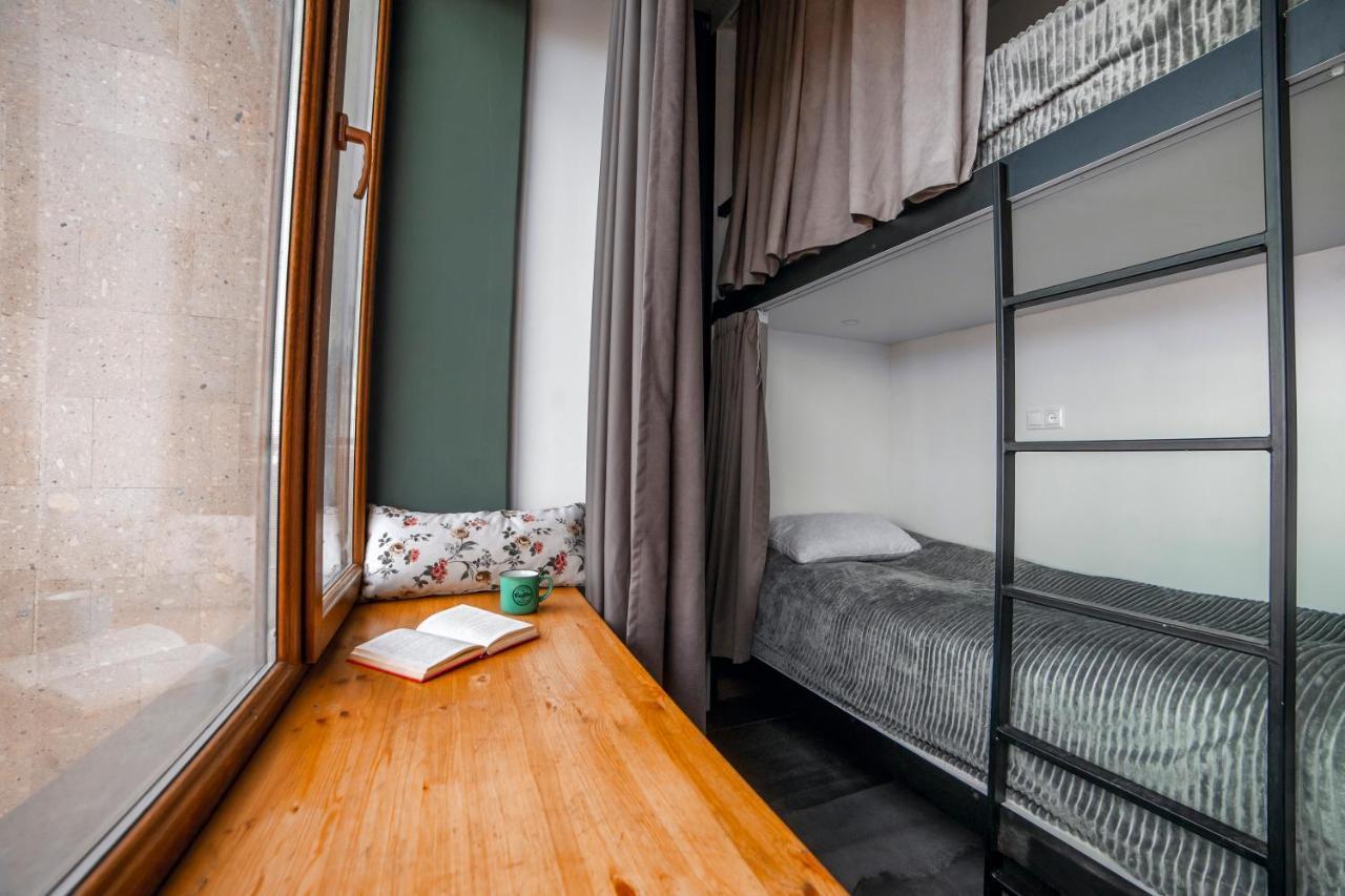 Loft Hostel Ґюмрі Екстер'єр фото